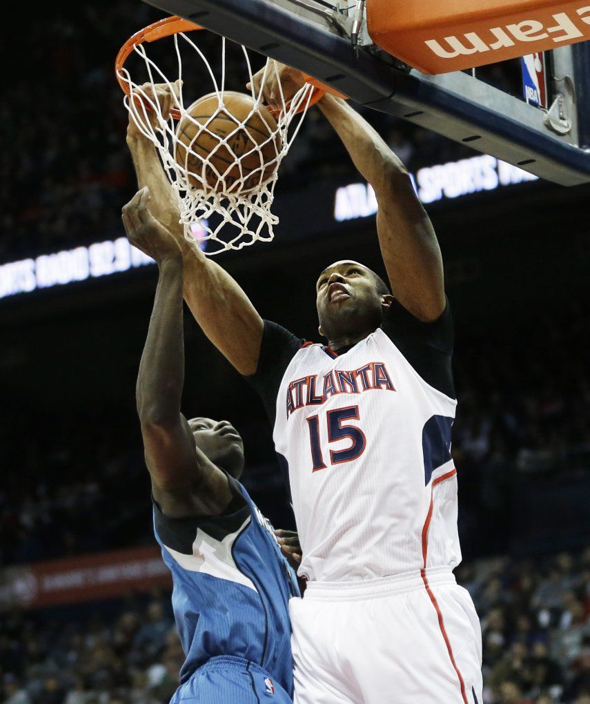 Horford anota 19 y Hawks hilan 16ta victoria