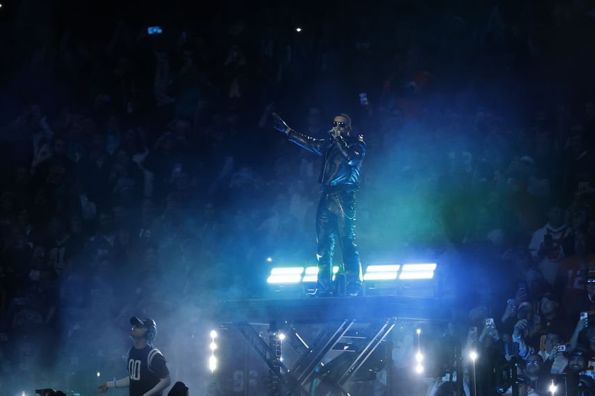 NFL en el Bernabéu: Bizarrap y Daddy Yankee pusieron el ritmo