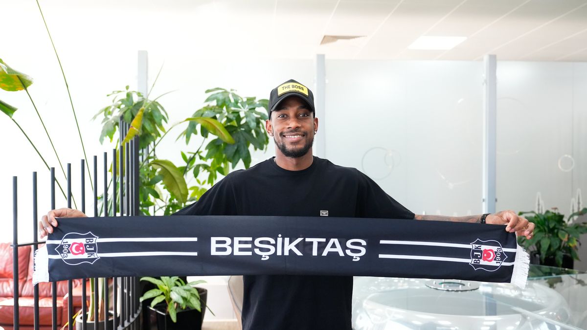 Besiktas JK le da la bienvenida a Estambul a Michael Amir Murillo