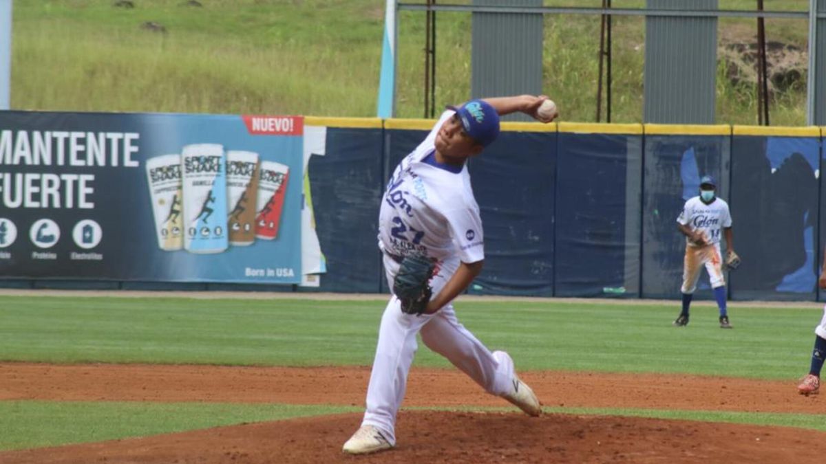 Béisbol Juvenil 2022 Colón gana su quinto partido, Veraguas no levanta
