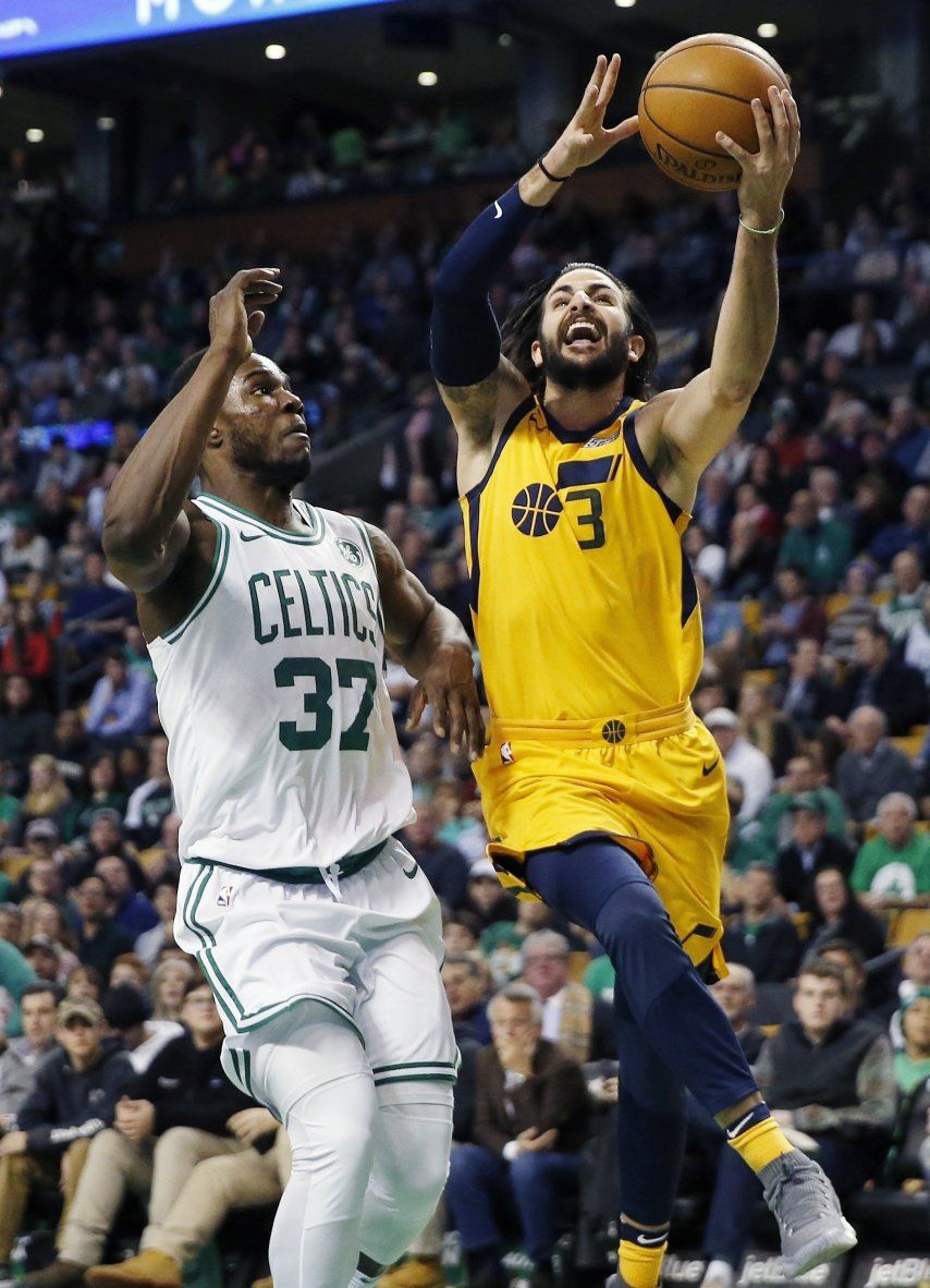 Rubio aporta 22 puntos; Jazz sorprende a Celtics