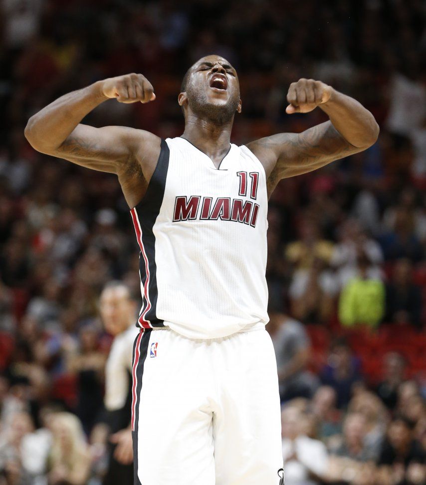 Con 33 de Waiters, Heat vence a Bucks