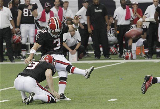 NFL: Falcons 16, 49ers 14; Bryant decide con gol de campo