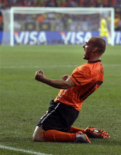 Mundial: Sneijder recibe crédito por gol contra Brasil