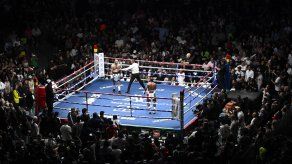 Floyd Mayweather vs John Gotti III: ¿Qué pasó con el árbitro panameño Héctor Afú?