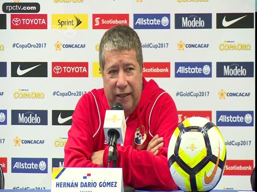 Bolillo cambia y jugaría Gabriel Torres junto a Ismael Díaz en ataque