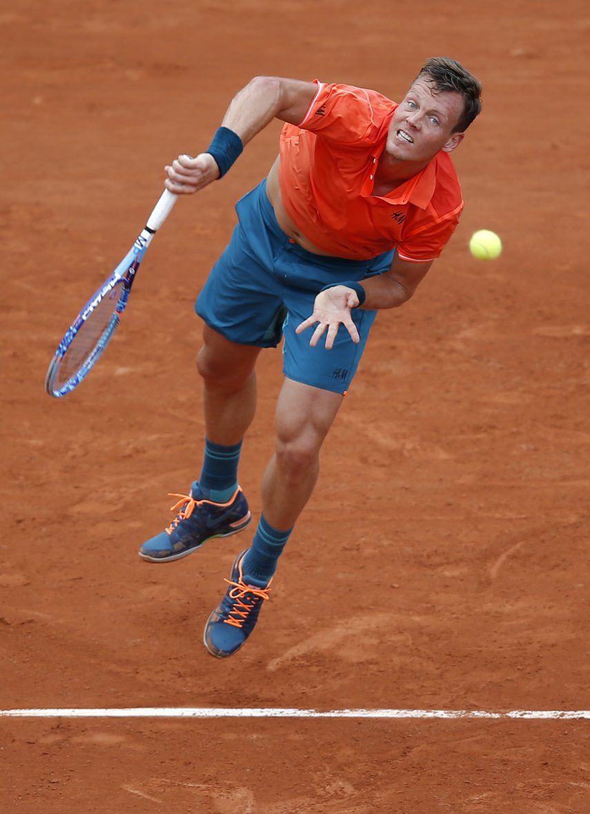 Berdych avanza a semifinales en Shenzhen