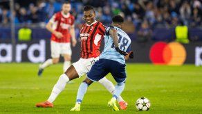 Champions League: Slovan Bratislava de César Blackman cae por la mínima ante AC Milan