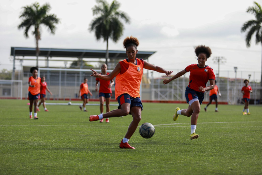 Panamá Femenina está lista para viajar a Colombia