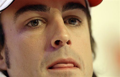 Alonso promete terminar su carrera con Ferrari
