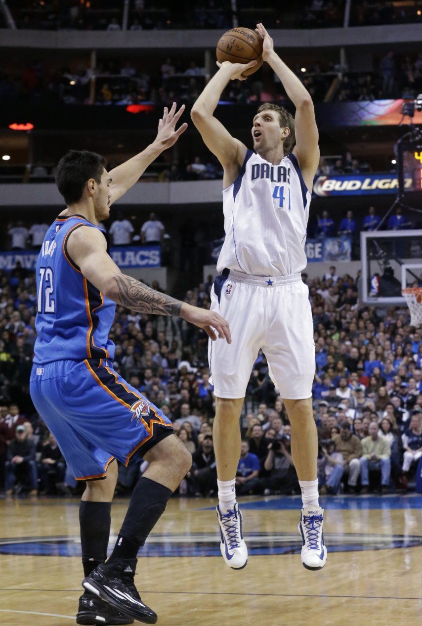 Nowitzki y los Mavericks se imponen al Thunder