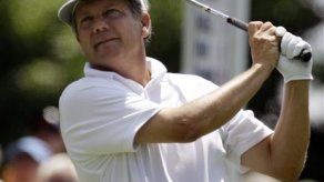 Jackson iguala récord de 36 hoyos en el US Open de veteranos