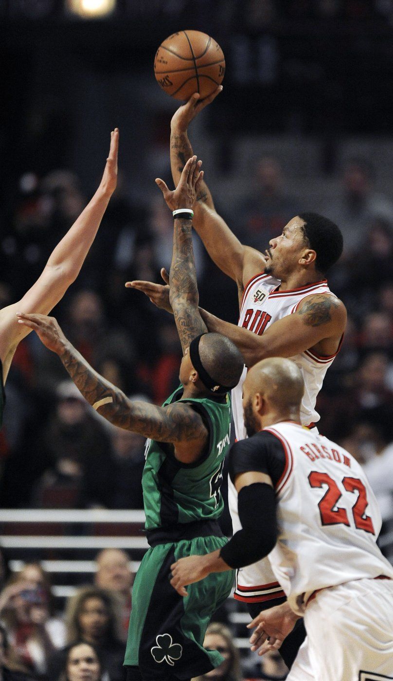 Gasol y Rose lucen en victoria de Bulls sobre Celtics
