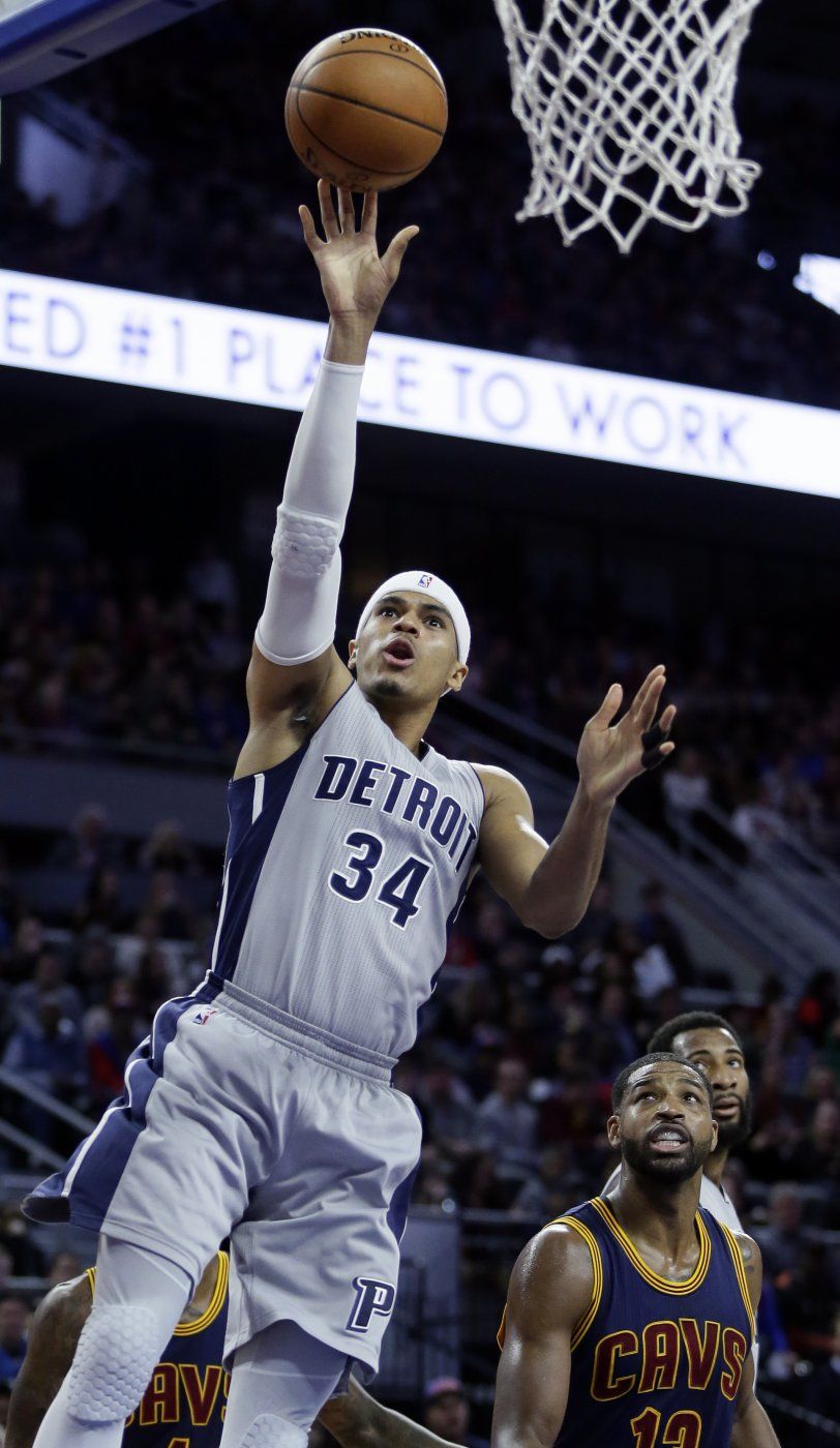 Pistons ganan 106-90 a Cavs, que juegan sin James