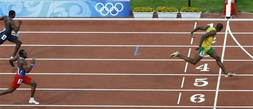 Bolt brilla en jornada nefasta para EEUU