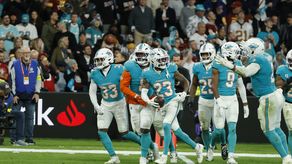 Los Dolphins vencieron en la prórroga a los Commanders en el Bernabéu