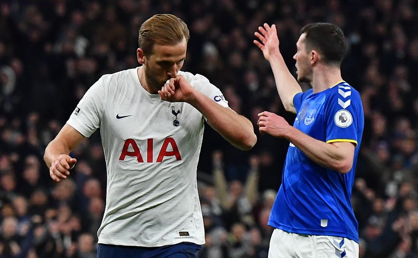 Mayo Espectador físico Premier League: Tottenham golea al Everton que se acerca más al descenso