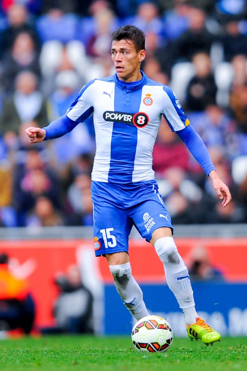 Mexicano Héctor Moreno firma con el PSV de Holanda