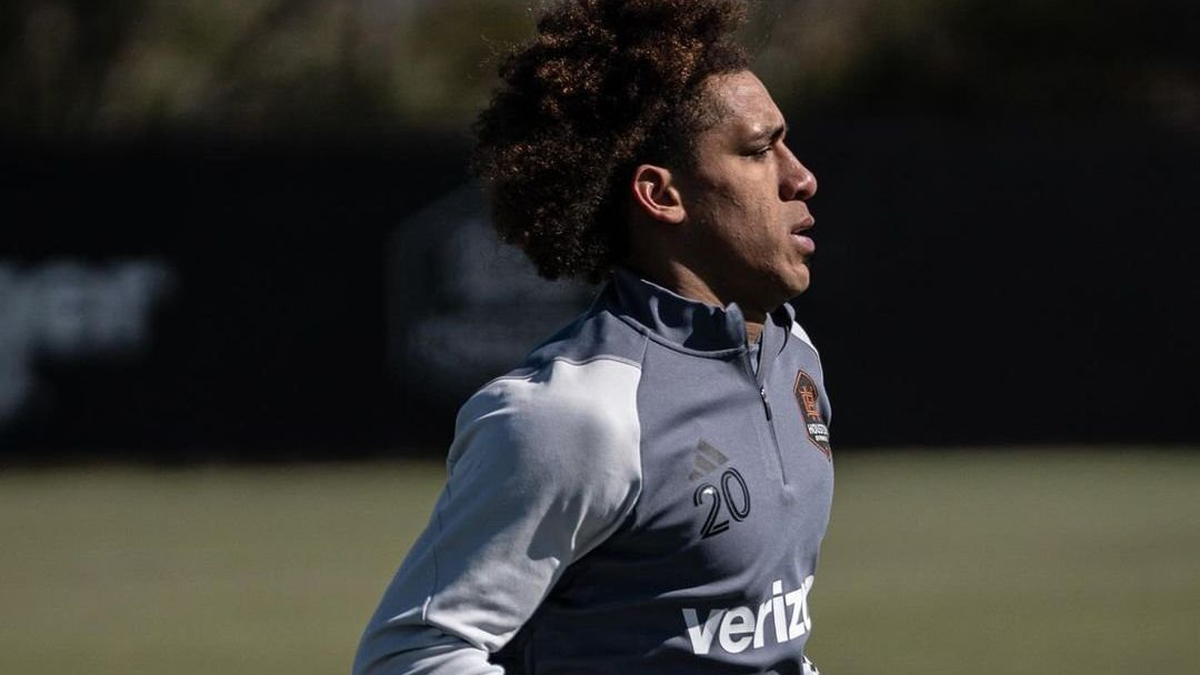 Adalberto Carrasquilla se reportó con el Houston Dynamo