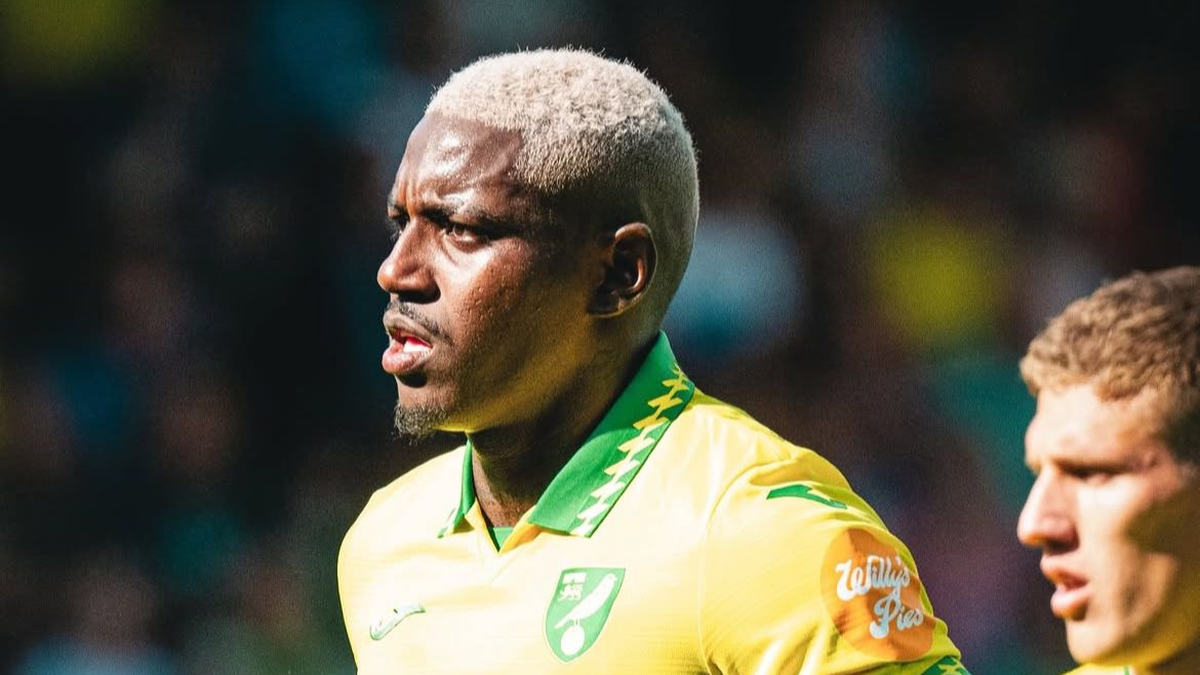 El Norwich City superó al Blackburn Rovers con José Córdoba en el banquillo