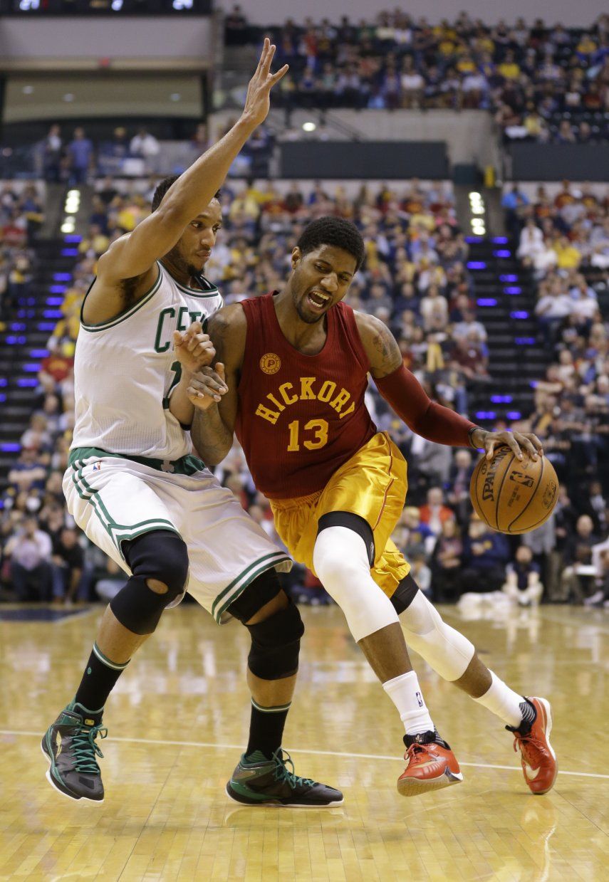 Pacers abruman a Boston en el último tramo para ganar 103-98
