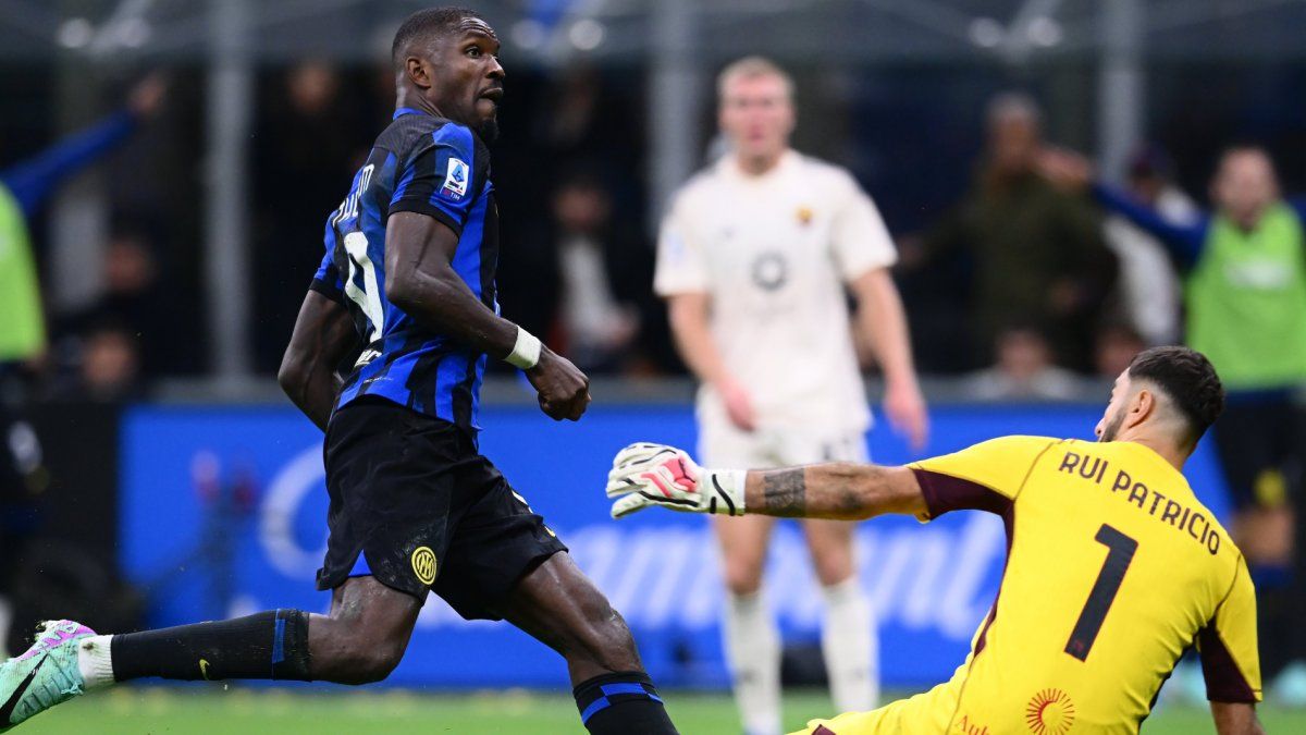Inter supera a la Roma y se pone líder en la Serie A