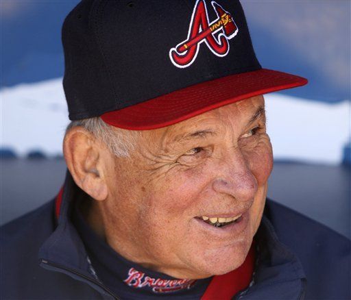 MLB: Bravos 8, Filis 7; Atlanta prolonga su temporada