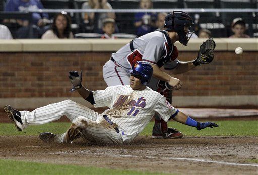 MLB: Mets 6, Bravos 0; Capuano lanza pelota de dos hits