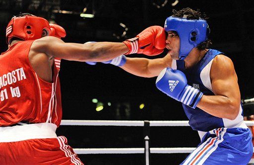 Gómez, Iglesias y Arroyo avanzan a finales en mundial de boxeo