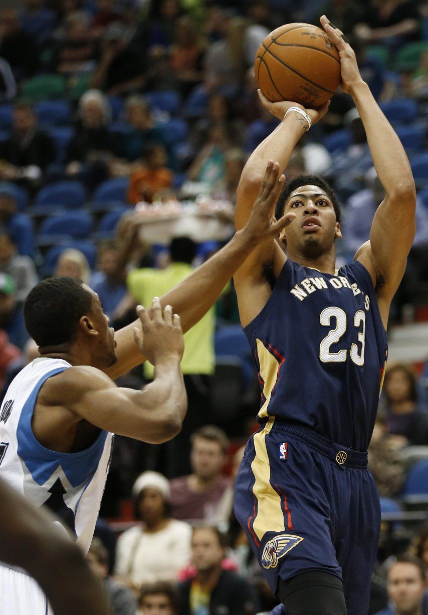 Davis y los Pelicans consiguen apretado triunfo ante Twolves