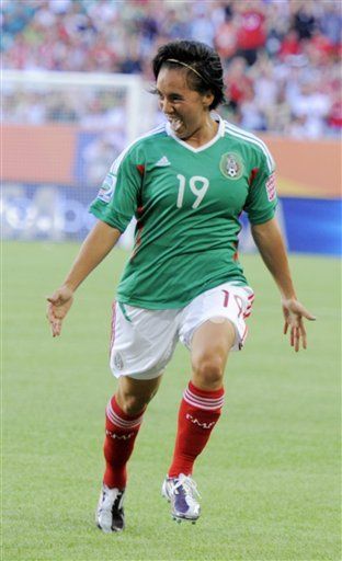 México empata con Inglaterra en su debut en mundial femenino
