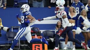Jonathan Taylor ayuda a que Colts sorprendan a los Patriots