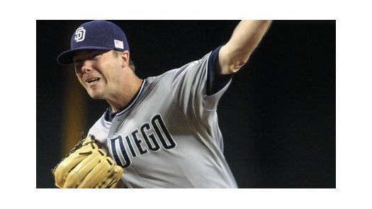 MLB: Padres 7, Diamondbacks 6; Hundley batea jonrón