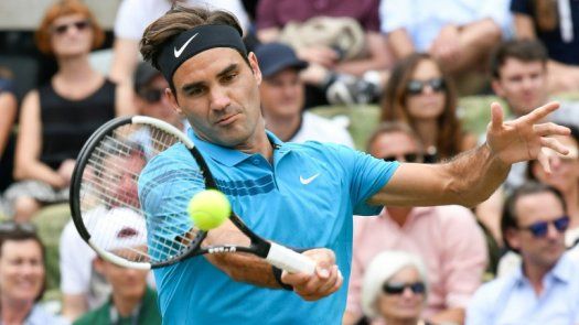 Federer, de nuevo número 1 mundial, consigue su 98º título ATP en Stuttgart