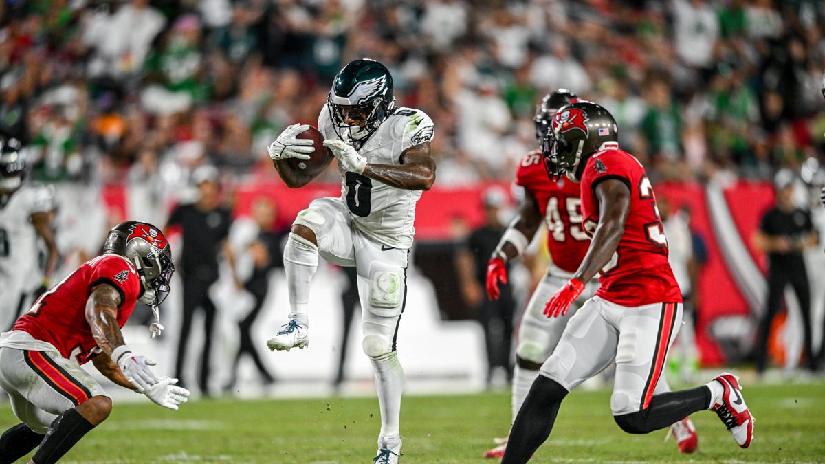 NFL: Eagles vencen a Buccaneers y mantienen invicto