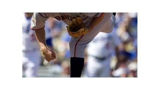 MLB: Gigantes 1, Dodgers 0, 11 innings, Aurilia resuelve