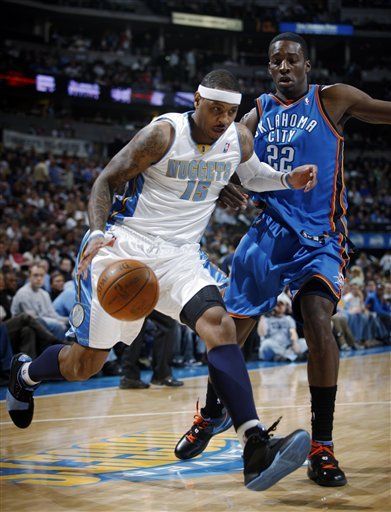 Ajuste defensivo detiene a Durant para triunfo de los Nuggets