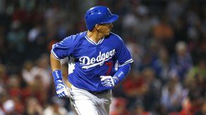 Dodgers ganan con grand slam de Guerrero