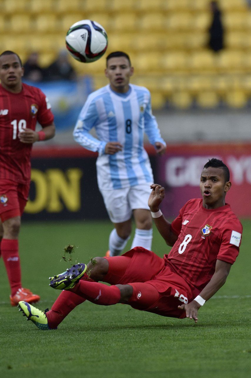 Luis Chino Pereira a la espera de su debut con Toronto