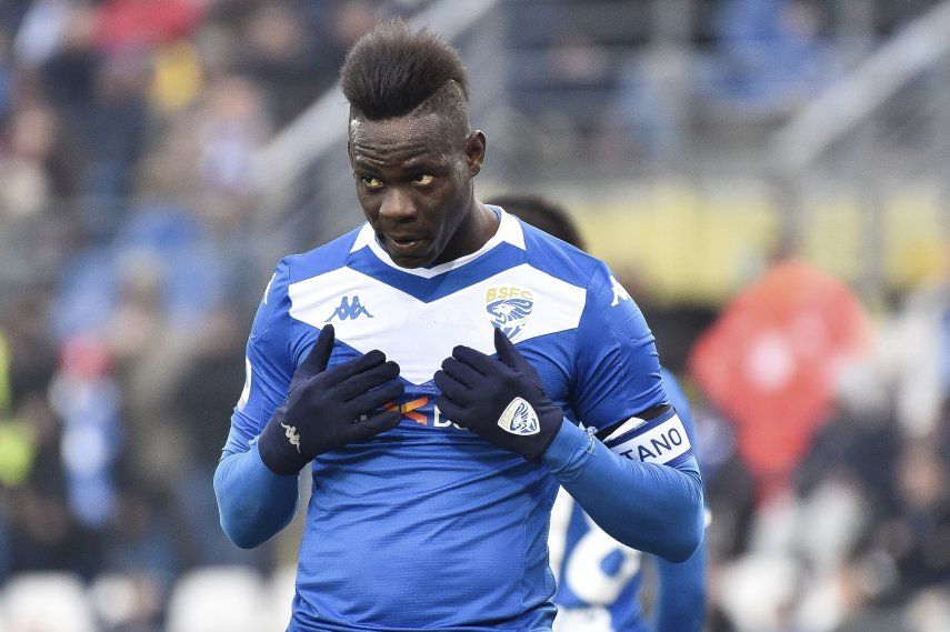 Balotelli es expulsado otra vez de entrenamiento del Brescia
