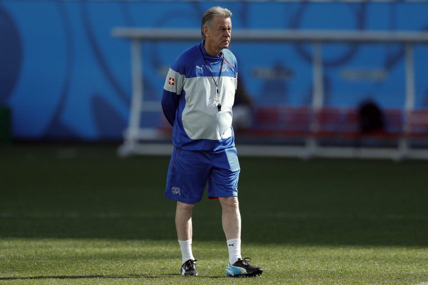 Muere hermano del técnico de Suiza