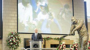 Emotivo ceremonia en homenaje a Hank Aaron en Atlanta