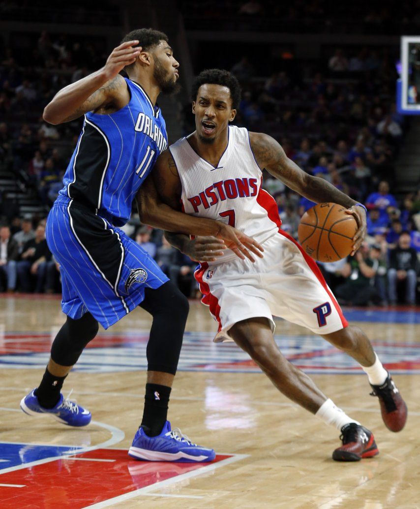 Jennings se roba los reflectores en triunfo de Pistons