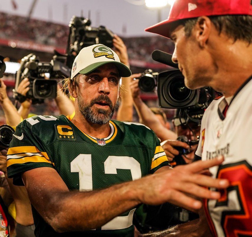 NFL: Rodgers y Packers superan a Tom y a los Patriots