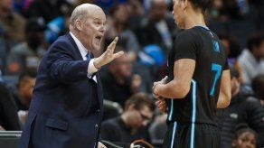 Lin y Walker conducen victoria de Hornets sobre los Knicks