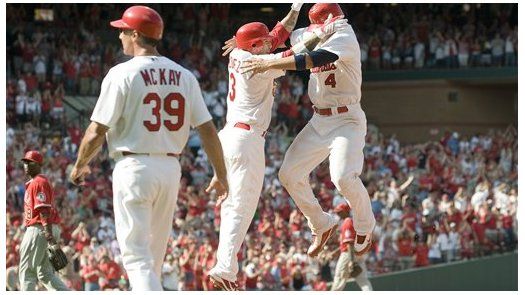 MLB: Cardenales 6, Angelinos 5, 10 innings; López empuja triunfo