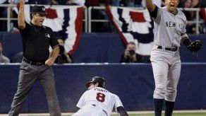 Rodrí­guez y Posada llevan a Yanquis a buscar campeonato de liga