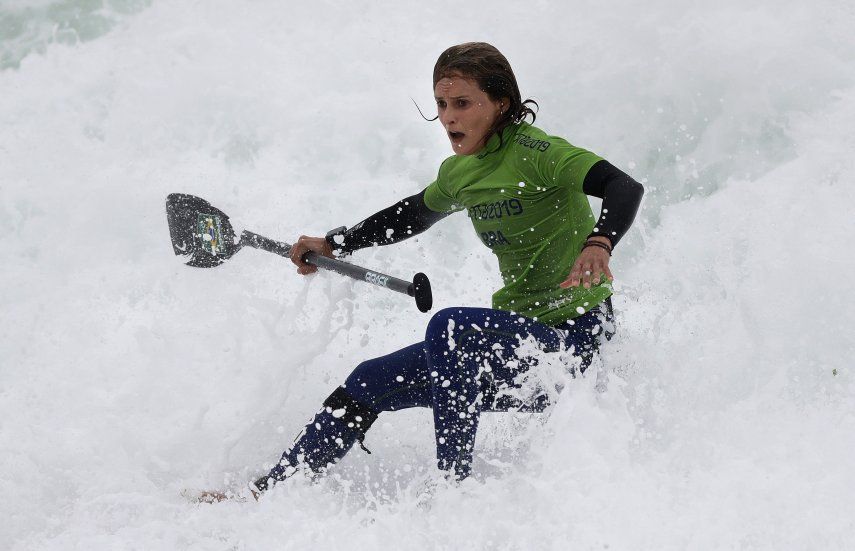 En última ola, brasileña gana 1er oro panamericano en surf