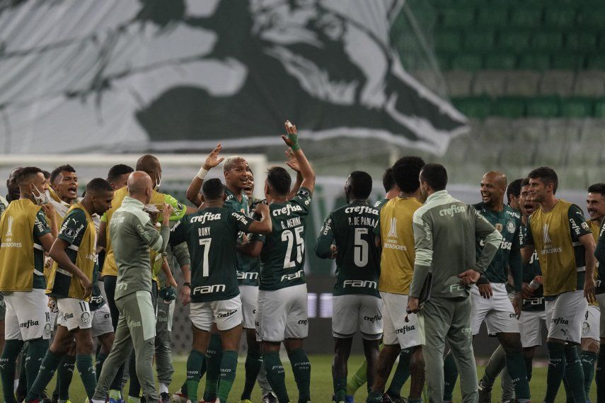 Palmeiras avanza a semifinales de Libertadores.
