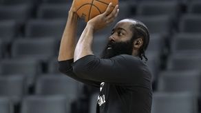 NBA: James Harden fuera en el receso del Juego de Estrellas por lesión